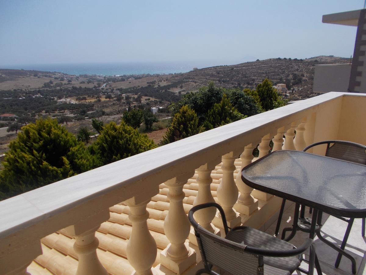 Knossos Apartments كالاماكي المظهر الخارجي الصورة
